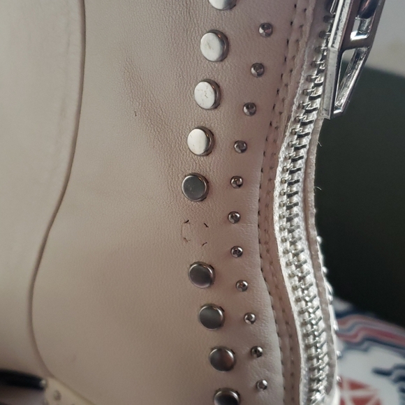 White Mazey Bootie - Picture 5 of 5